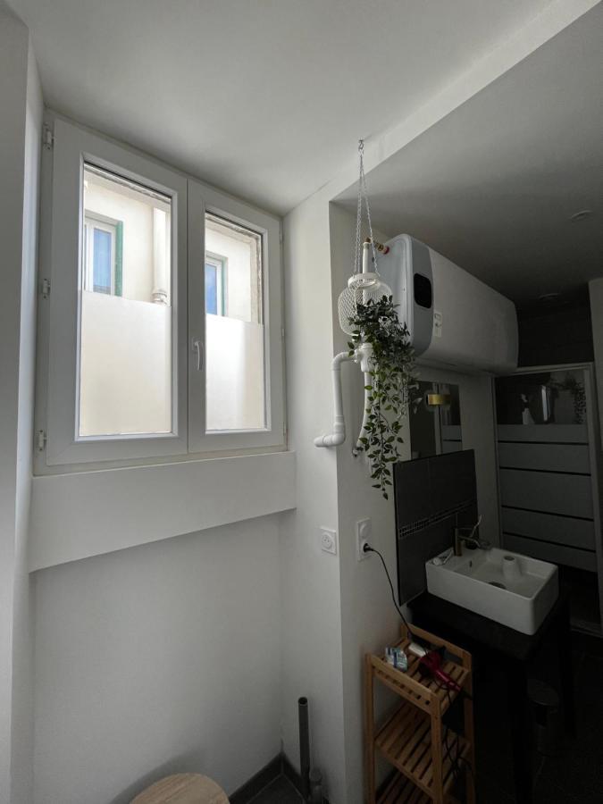 Charmant 2 Pieces Avec Terrasse Proche Centre Ville - Parking Gratuit A Proximite Lourdes Exterior photo
