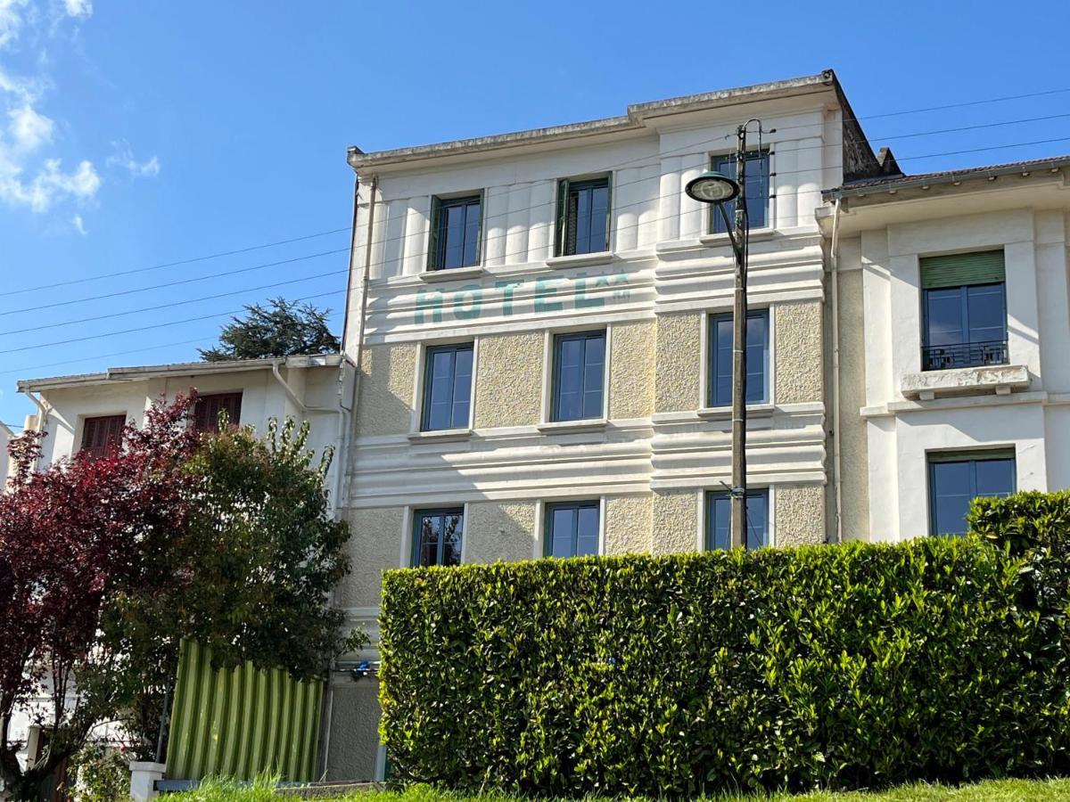 Charmant 2 Pieces Avec Terrasse Proche Centre Ville - Parking Gratuit A Proximite Lourdes Exterior photo
